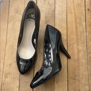 New in box Fergalicious Black Patent Pointed Toe Heels 8.5